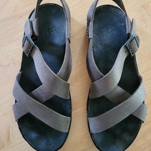 Chaco Wayfarer leather sandal Women's Size 7